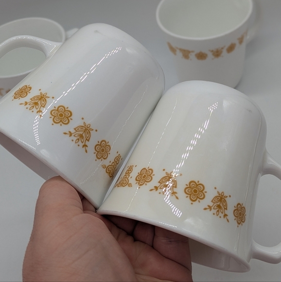 Vintage Corning Corelle Butterfly Gold Coffee Mugs Set Of 4 - Picture 7 of 8